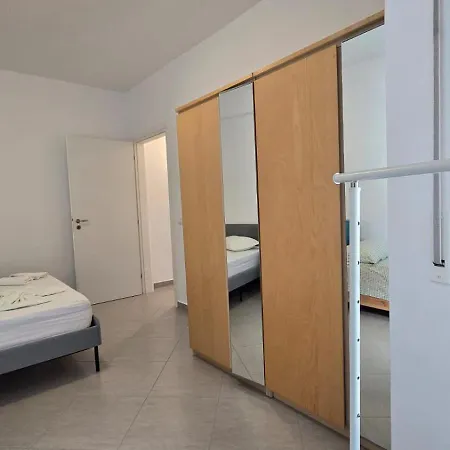 Tirent Apartment-bright & Airy 2br Flat * Vlorë