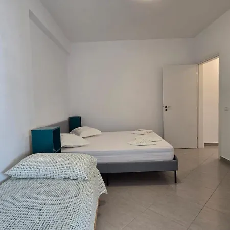 Tirent Apartment-bright & Airy 2br Flat 아파트 Vlorë