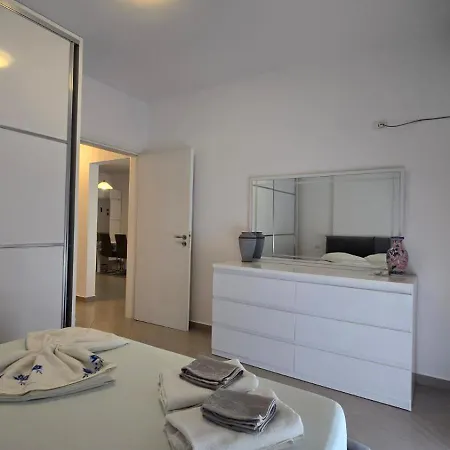 Apartmán Tirent Apartment-bright & Airy 2br Flat Vlorë