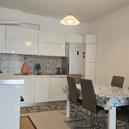 Apartmán Tirent Apartment-bright & Airy 2br Flat Vlorë