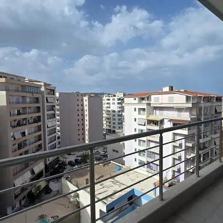 Tirent Apartment-bright & Airy 2br Flat 아파트