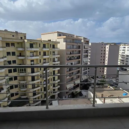 Tirent Apartment-bright & Airy 2br Flat Влёра